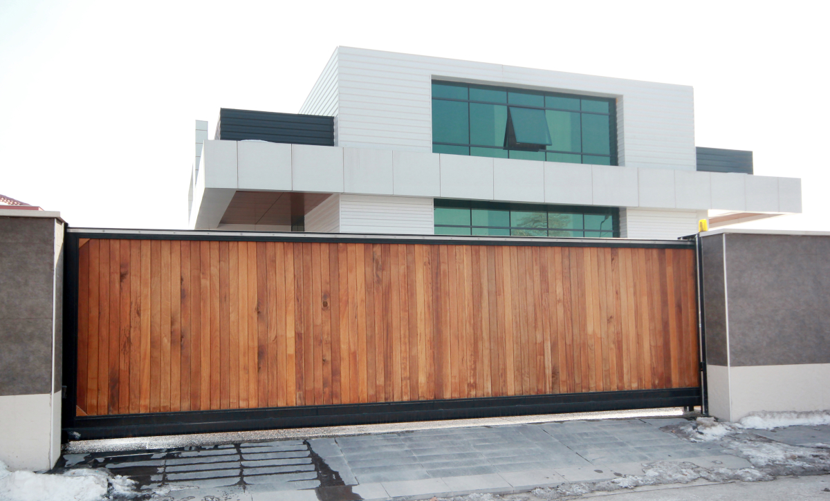 portail coulissant autoportant